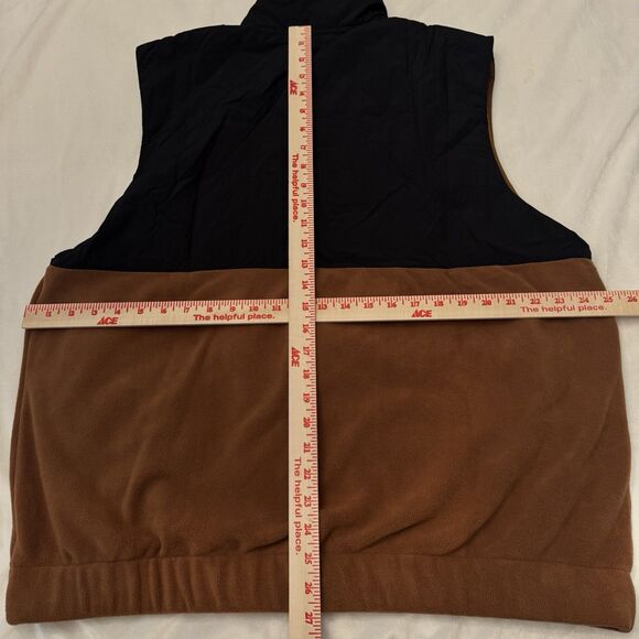 Air Jordan Essentials Winter Gilet Vest - Picture 14 of 15